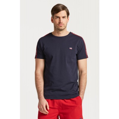 T-shirt Shoulder Tape